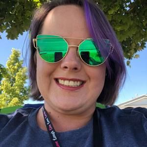 Meet your Posher, Lacy